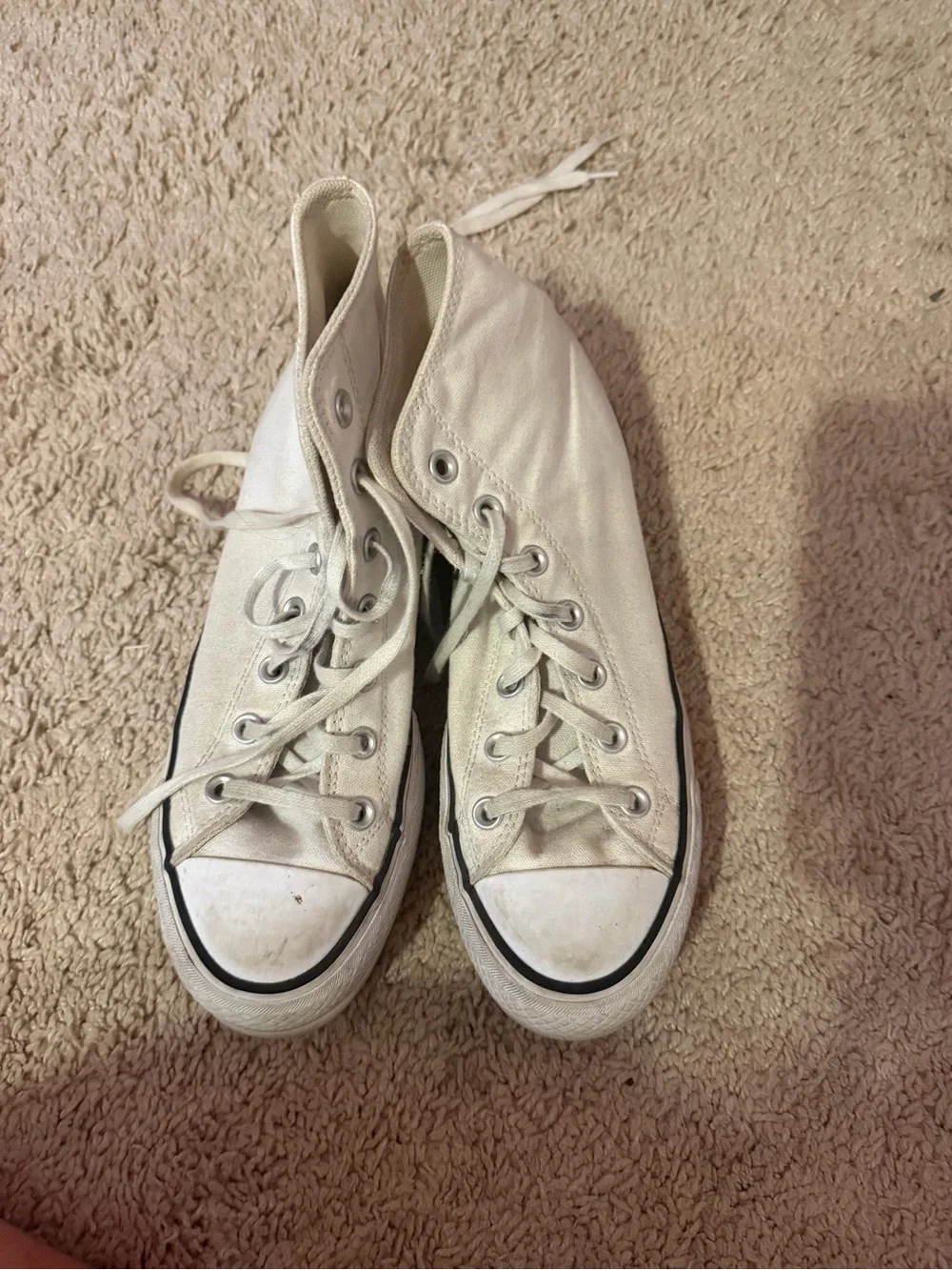 Converse White High-Top woman Sneakers with Black Stripe